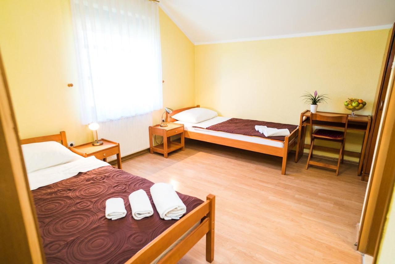 Hotel Vincentinum Novigrad Na Dobri Дуга-Реса Экстерьер фото